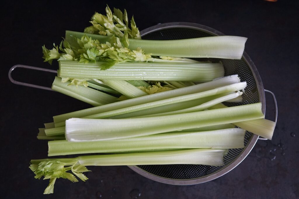 Recipes-With-Celery-cooking-mo